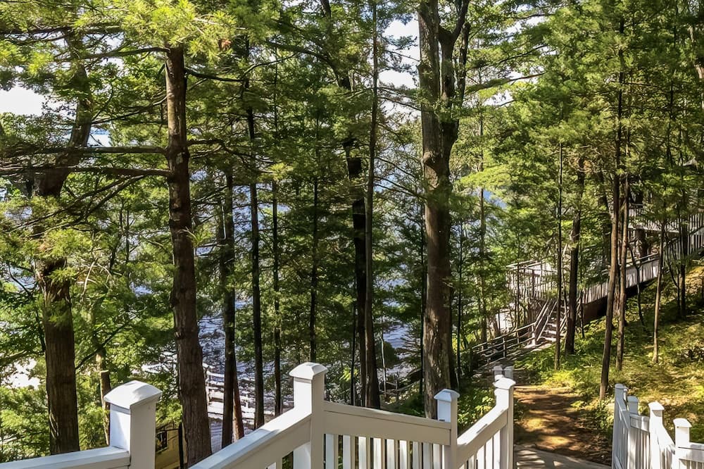Photo of Others in Muskoka Lakes