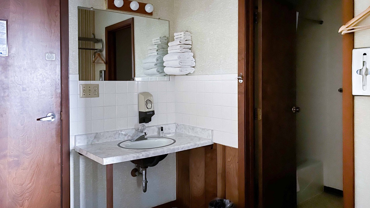Photo of Bathroom in Slayton