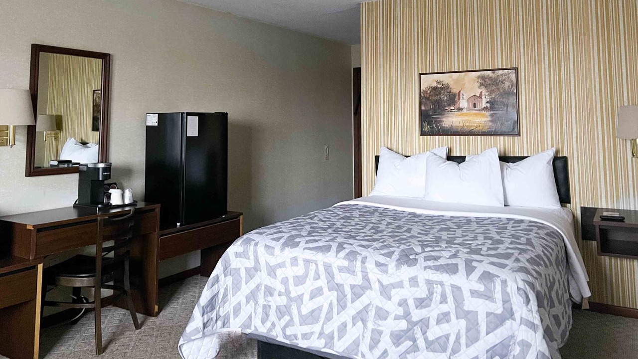 Photo of Bedroom in Slayton