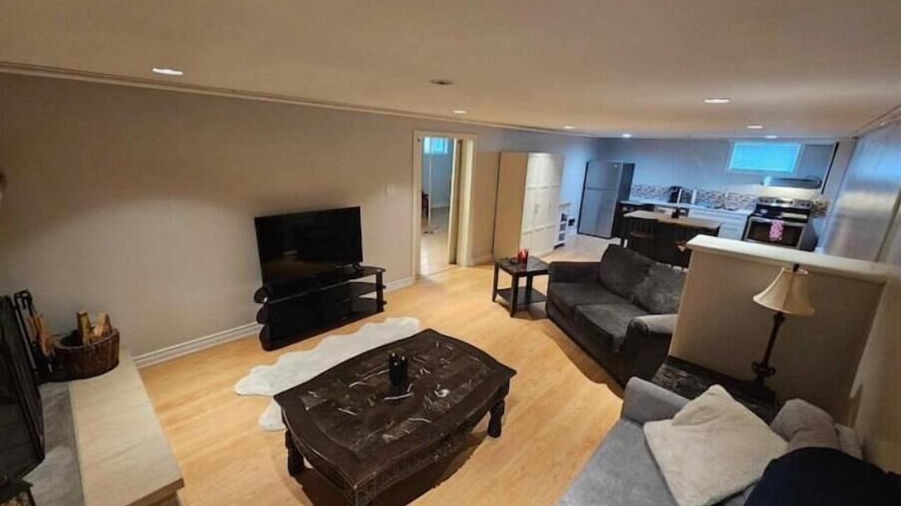 Photo of Livingroom in Fort Erie