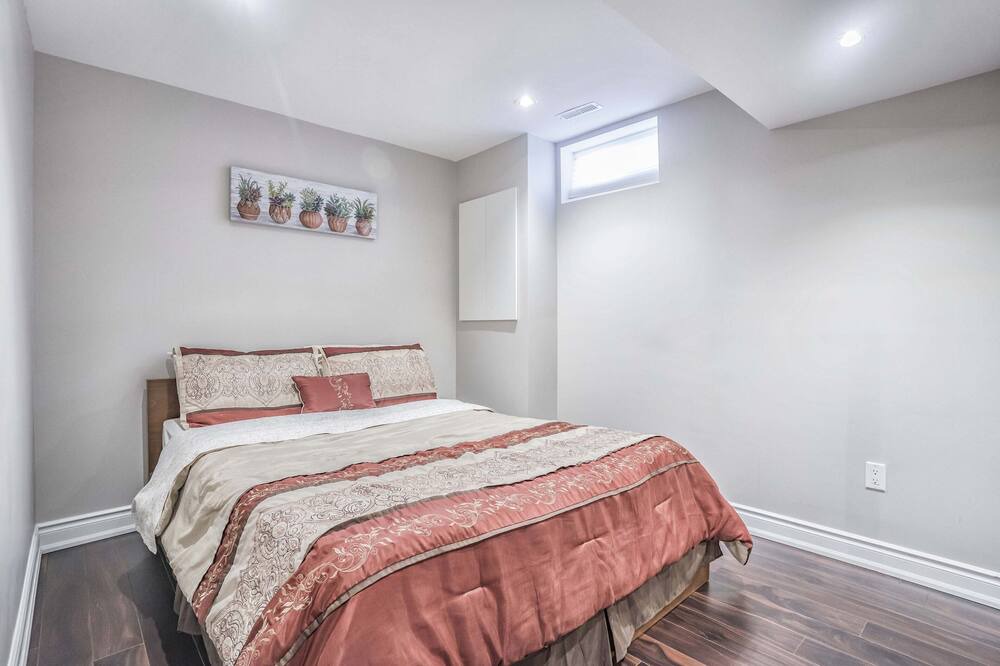 Photo of Bedroom in Markham