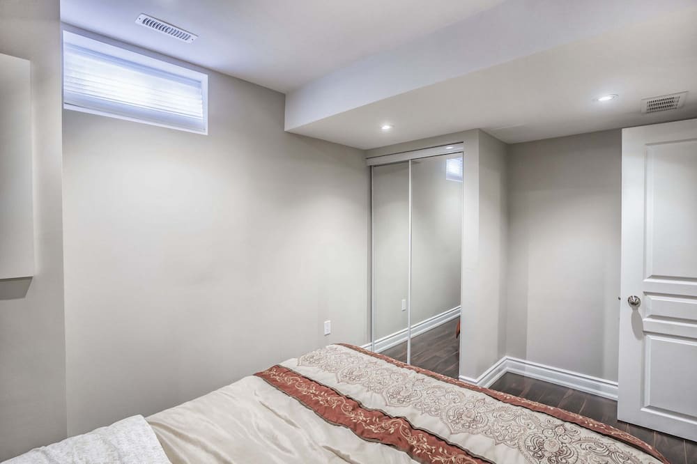 Photo of Bedroom in Markham