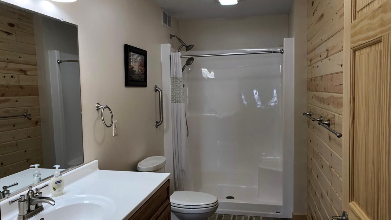 Photo of Bathroom in Hines
