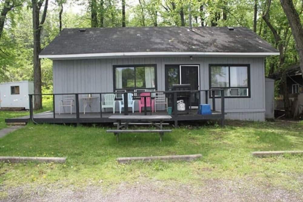 Photo of Outdoor in Centre Hastings