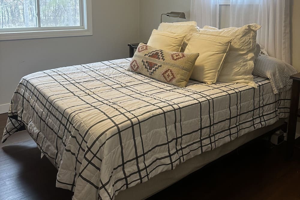 Photo of Bedroom in Grant