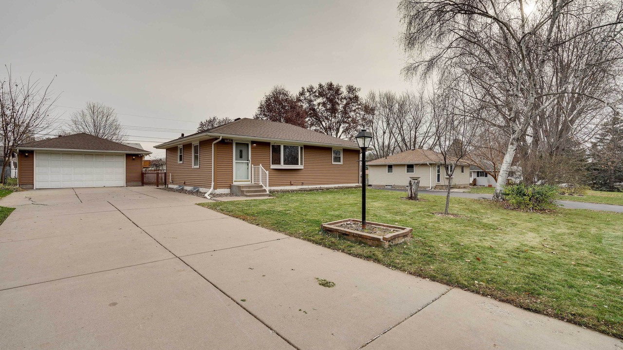 Photo of Outdoor in Oakdale