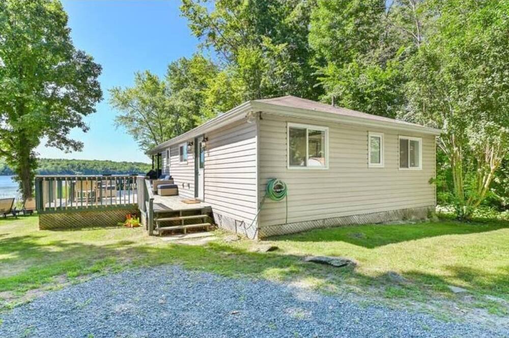 Photo of Outdoor in Centre Hastings