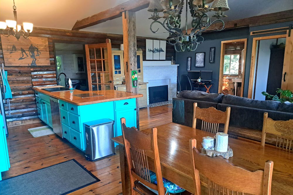 Photo of Kitchen in Gores Landing