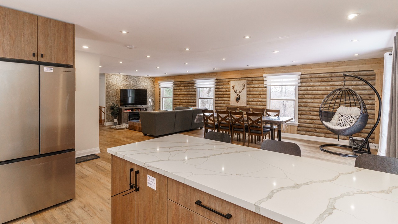 Photo of Kitchen in Lake of Bays