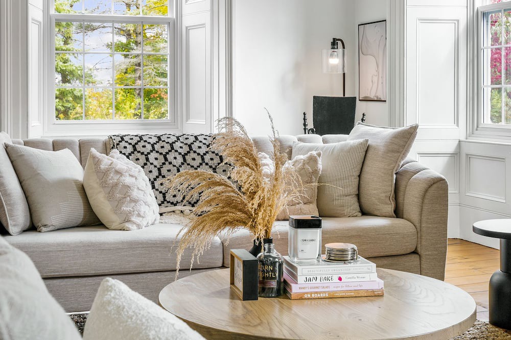 Photo of Livingroom in Guelph/Eramosa