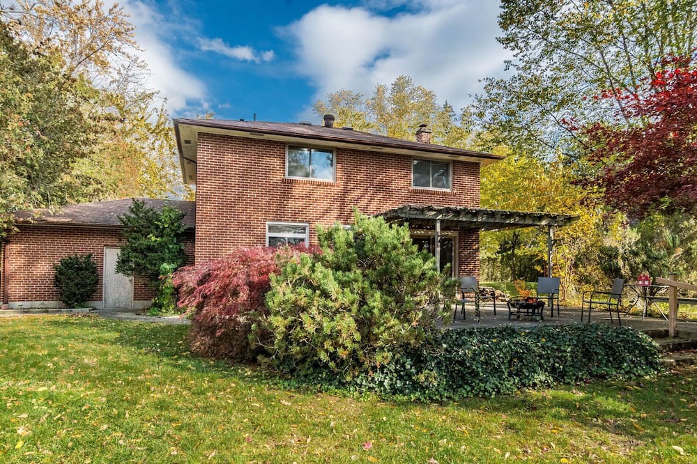 Photo of Outdoor in Clarkson-Lorne Park