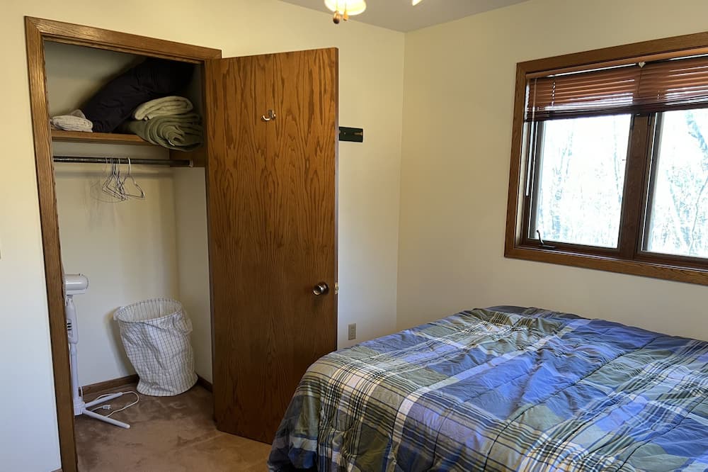 Photo of Bedroom in Nisswa