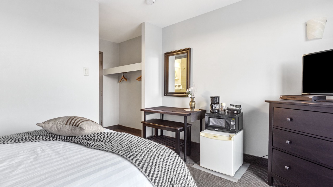 Photo of Bedroom in Casselman