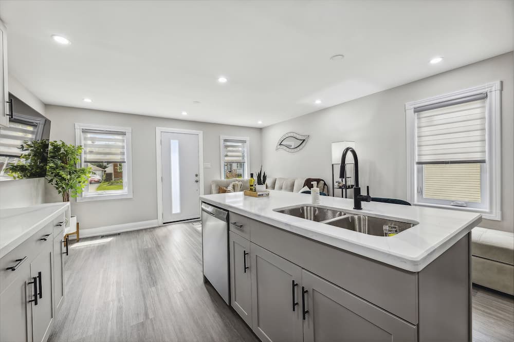 Photo of Kitchen in Lakeview