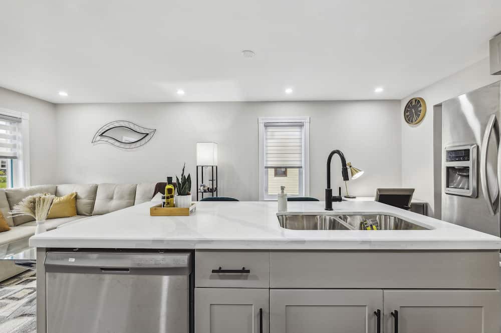 Photo of Kitchen in Lakeview