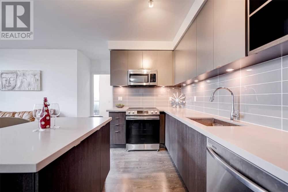 Photo of Kitchen in Central Erin Mills