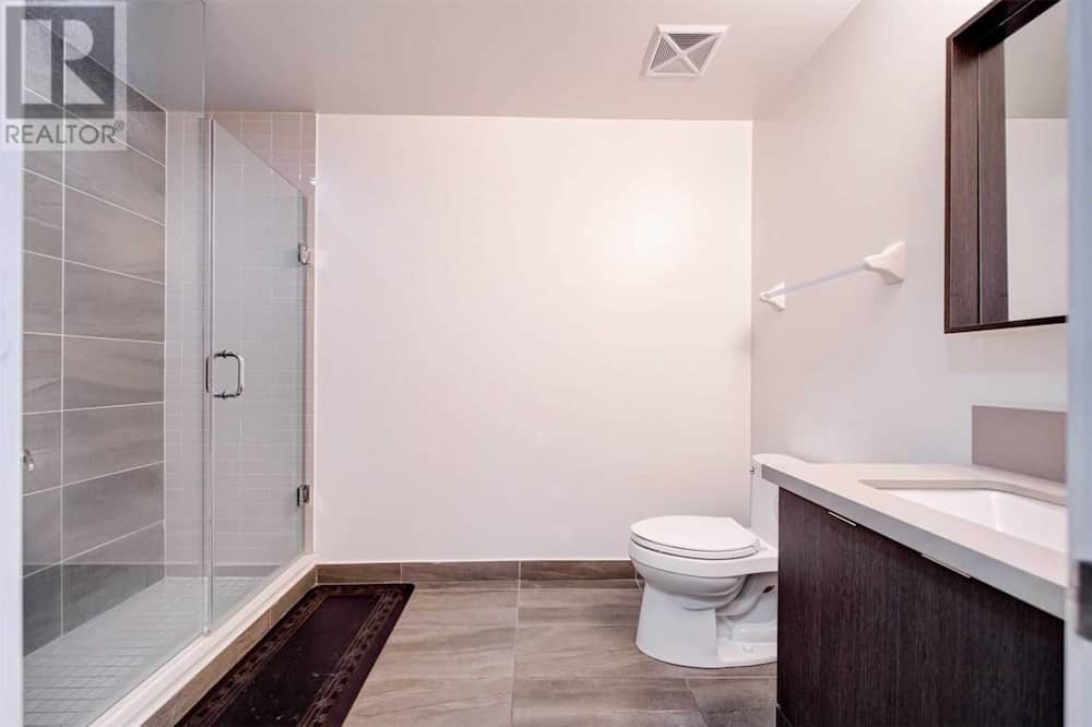 Photo of Bathroom in Central Erin Mills