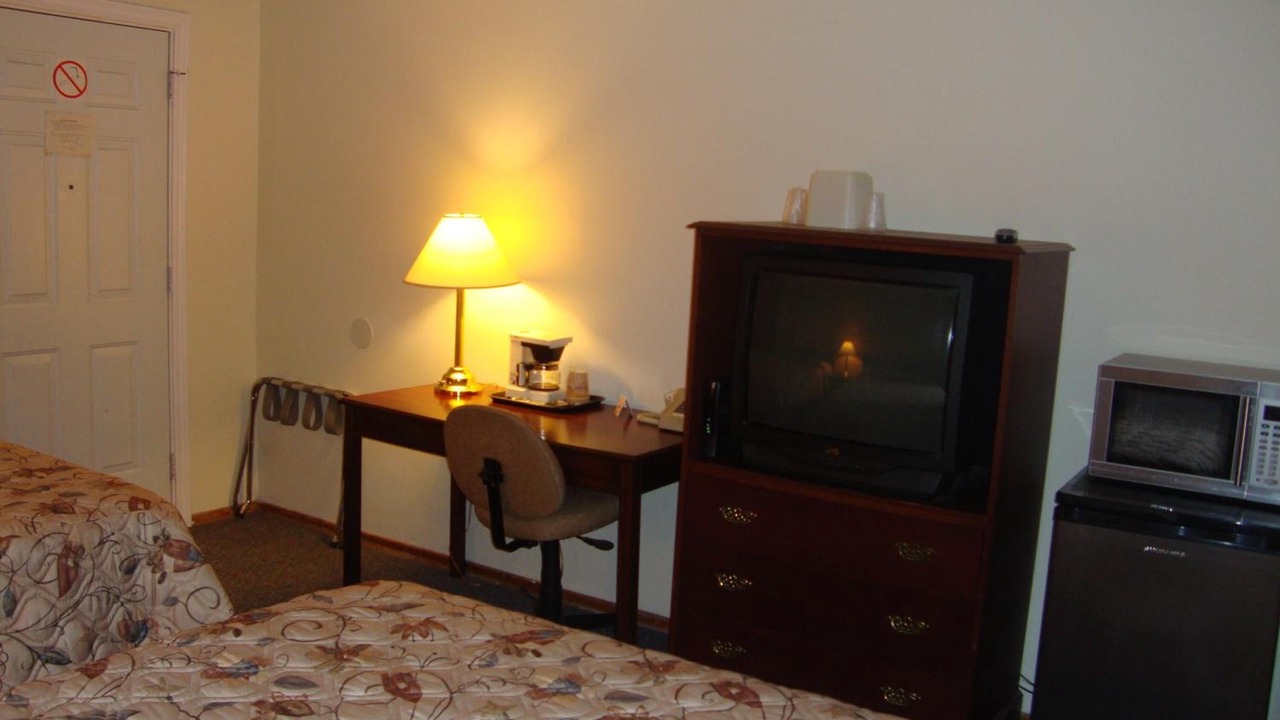 Photo of Bedroom in Napanee