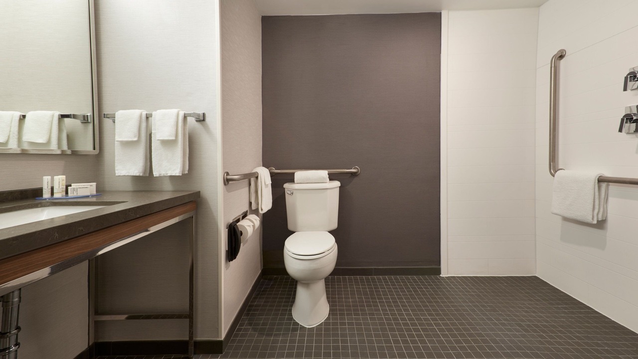 Photo of Bathroom in Thornhill