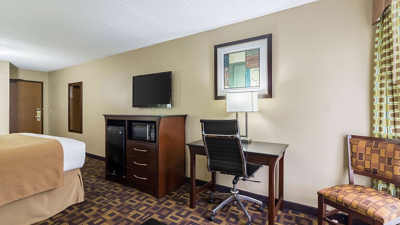 Photo of Bedroom in Arden Hills