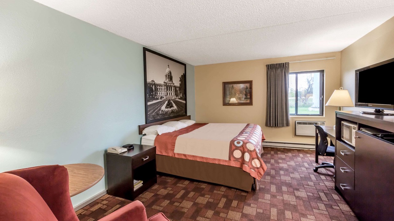 Photo of Livingroom in Luverne
