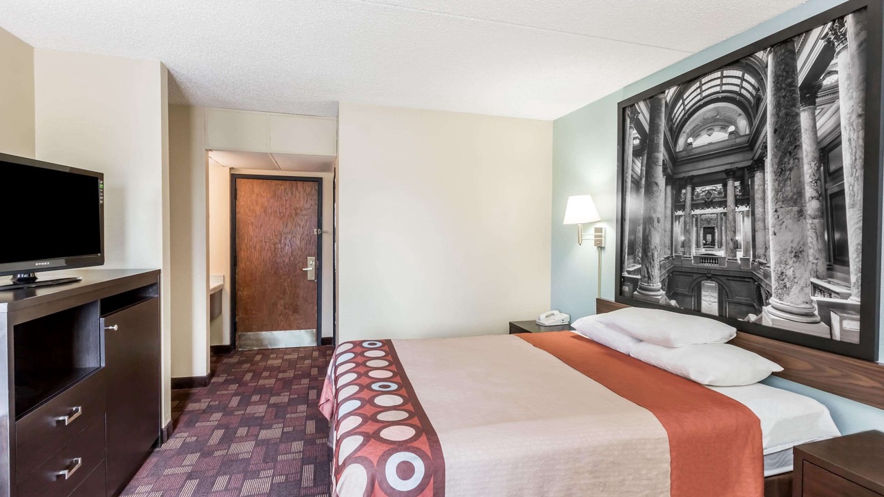 Photo of Bedroom in Luverne