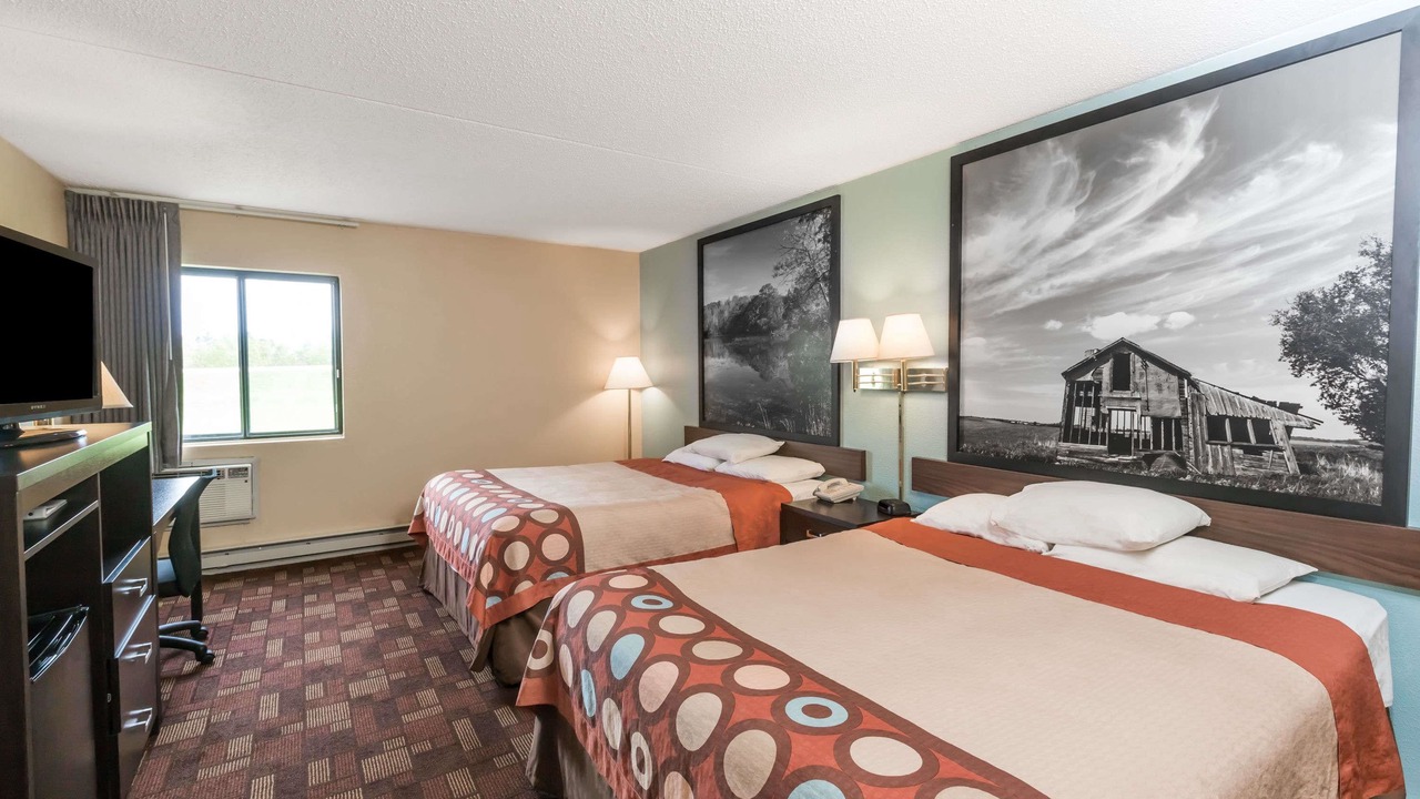 Photo of Bedroom in Luverne