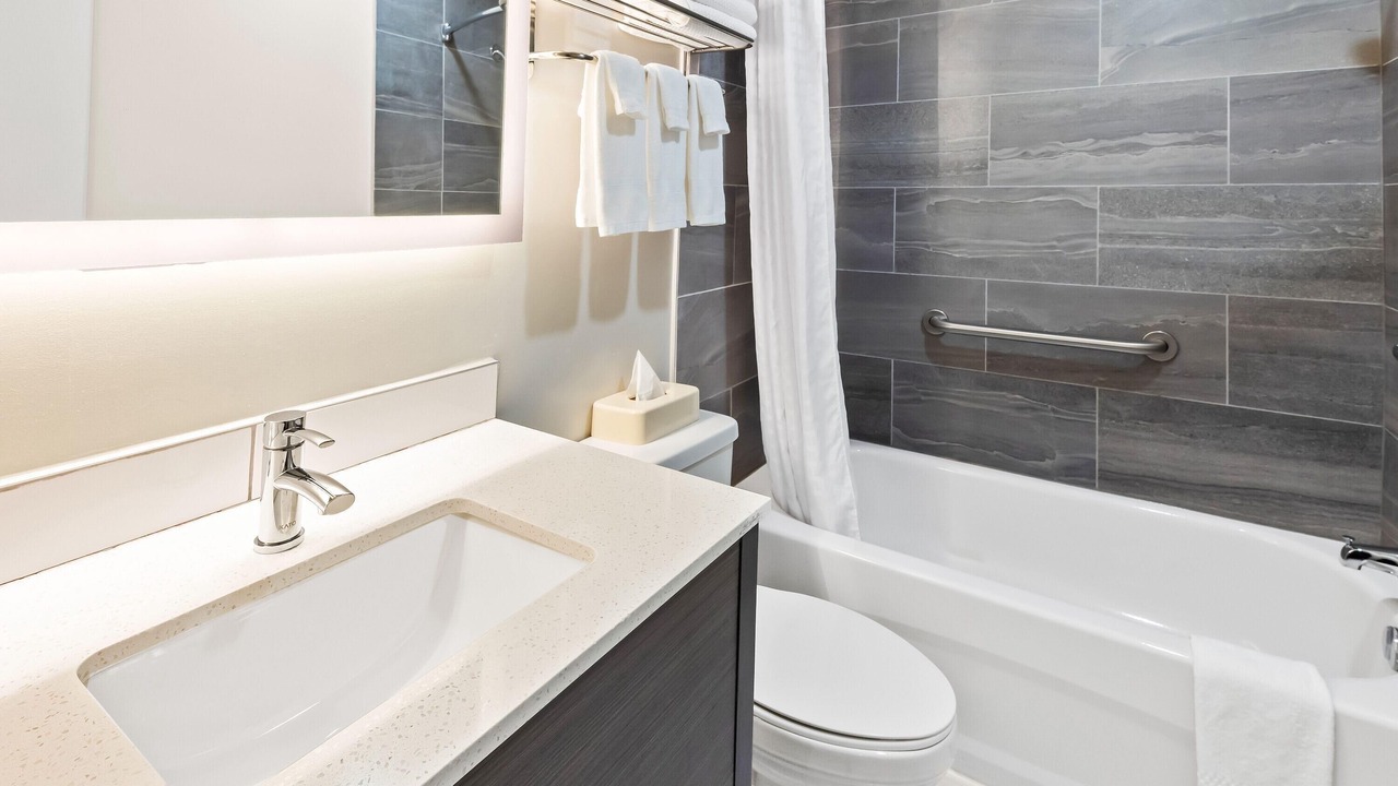 Photo of Bathroom in Thunder Bay