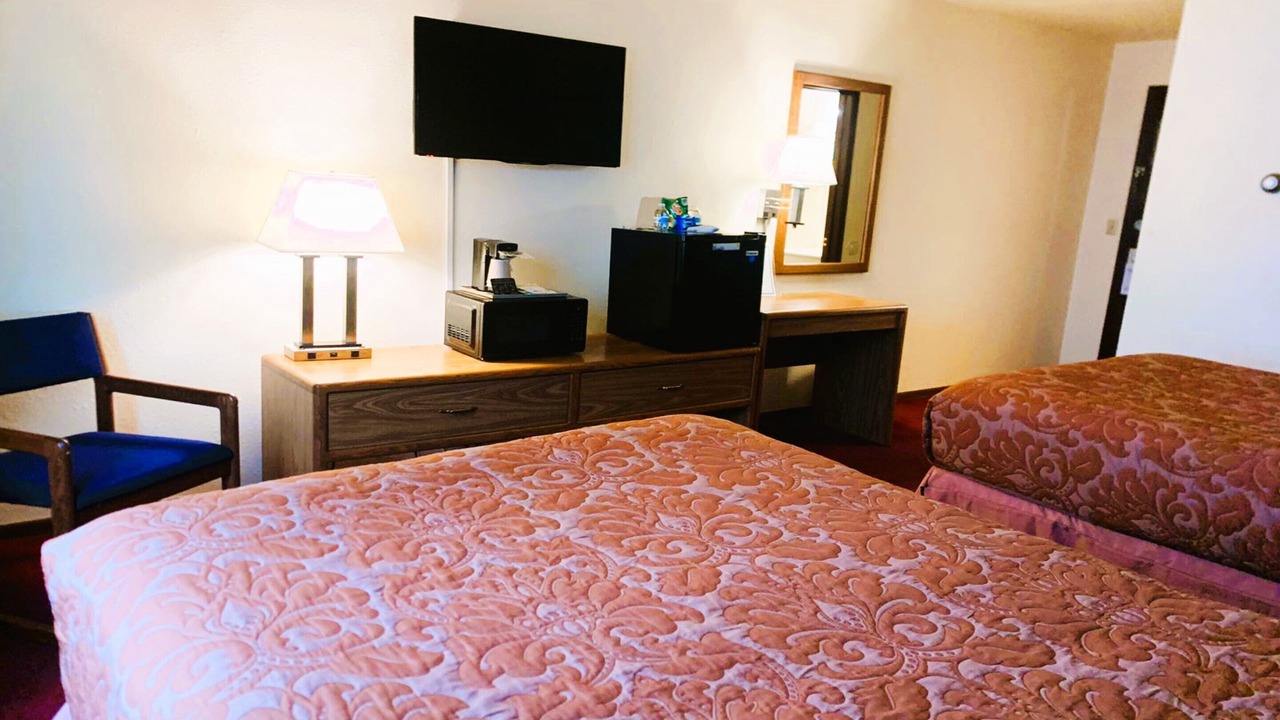 Photo of Bedroom in Staples