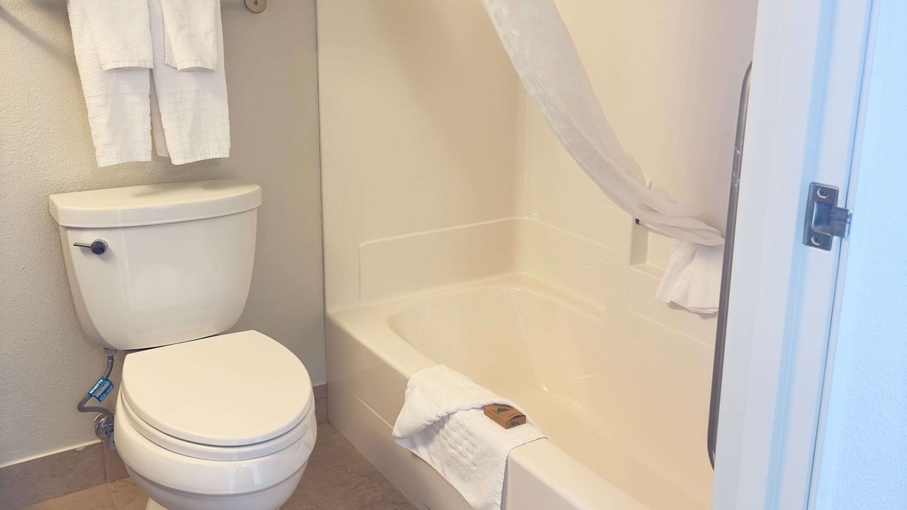 Photo of Bedroom in Proctor