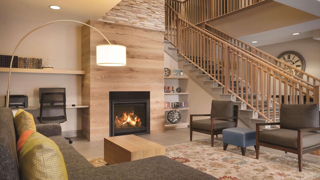 Photo of Livingroom in Brooklyn Center
