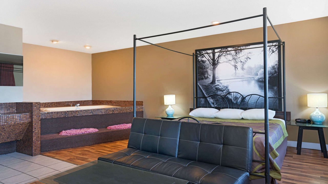 Photo of Livingroom in Marshall