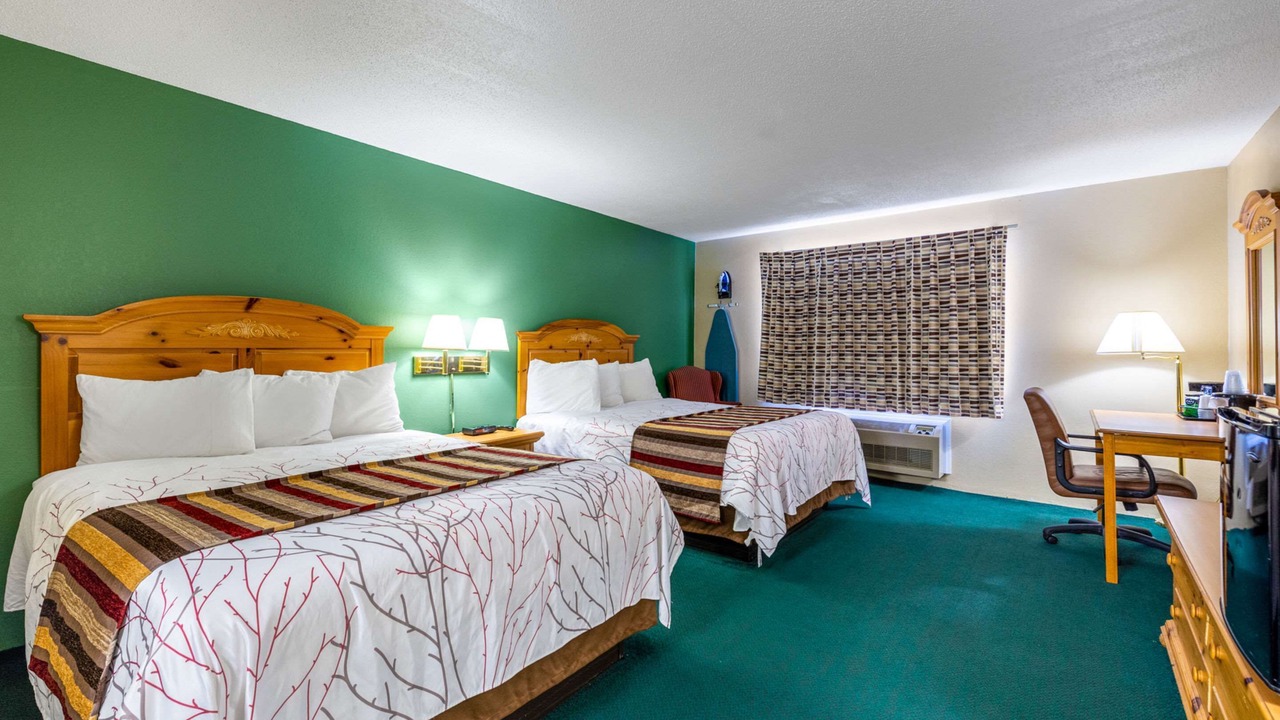 Photo of Bedroom in Milaca