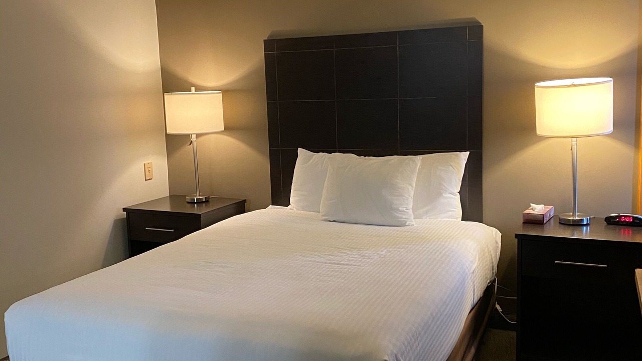 Photo of Bedroom in Lindsay