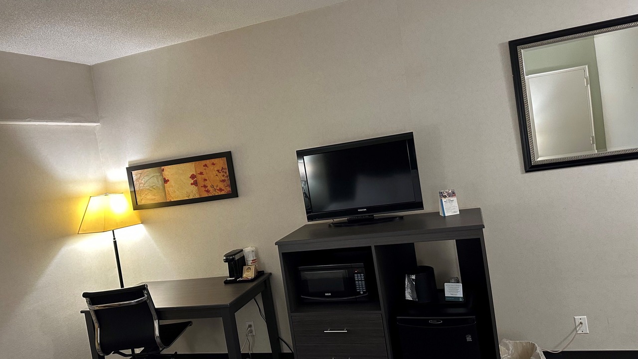 Photo of Bedroom in Point Edward