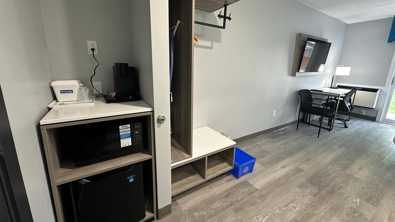 Photo of Bedroom in Bracebridge