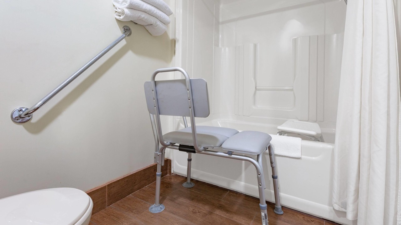 Photo of Bathroom in Bracebridge