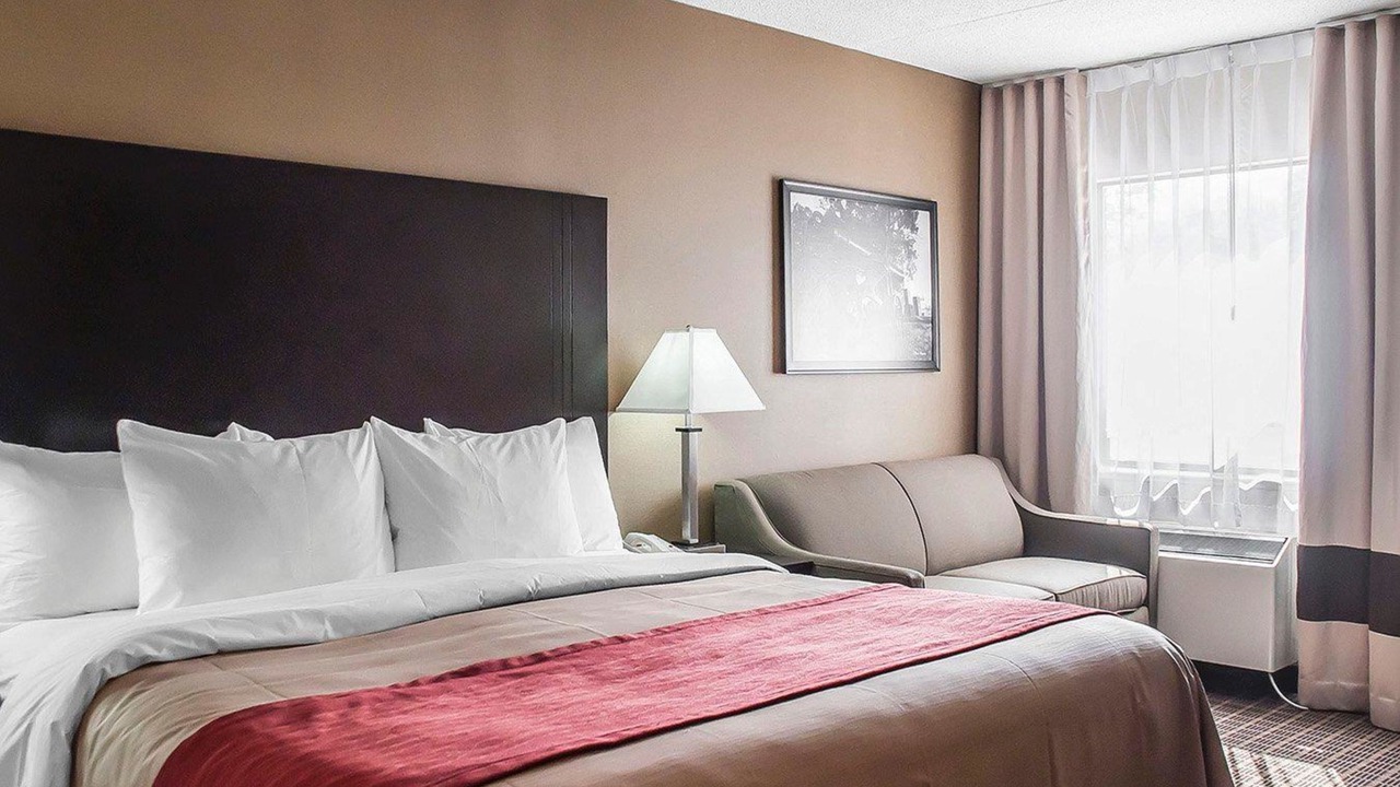 Photo of Bedroom in Fort Erie