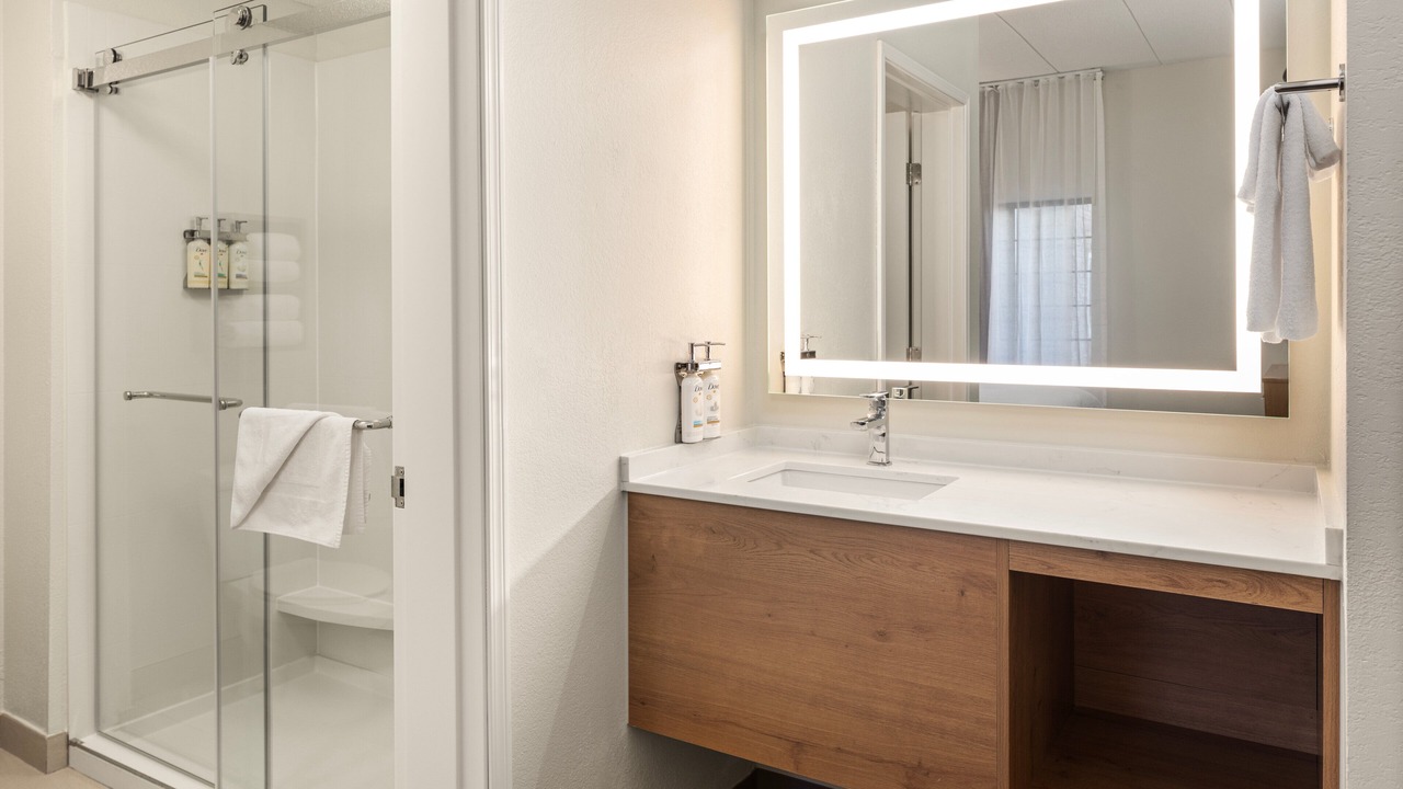 Photo of Bathroom in Maple Grove