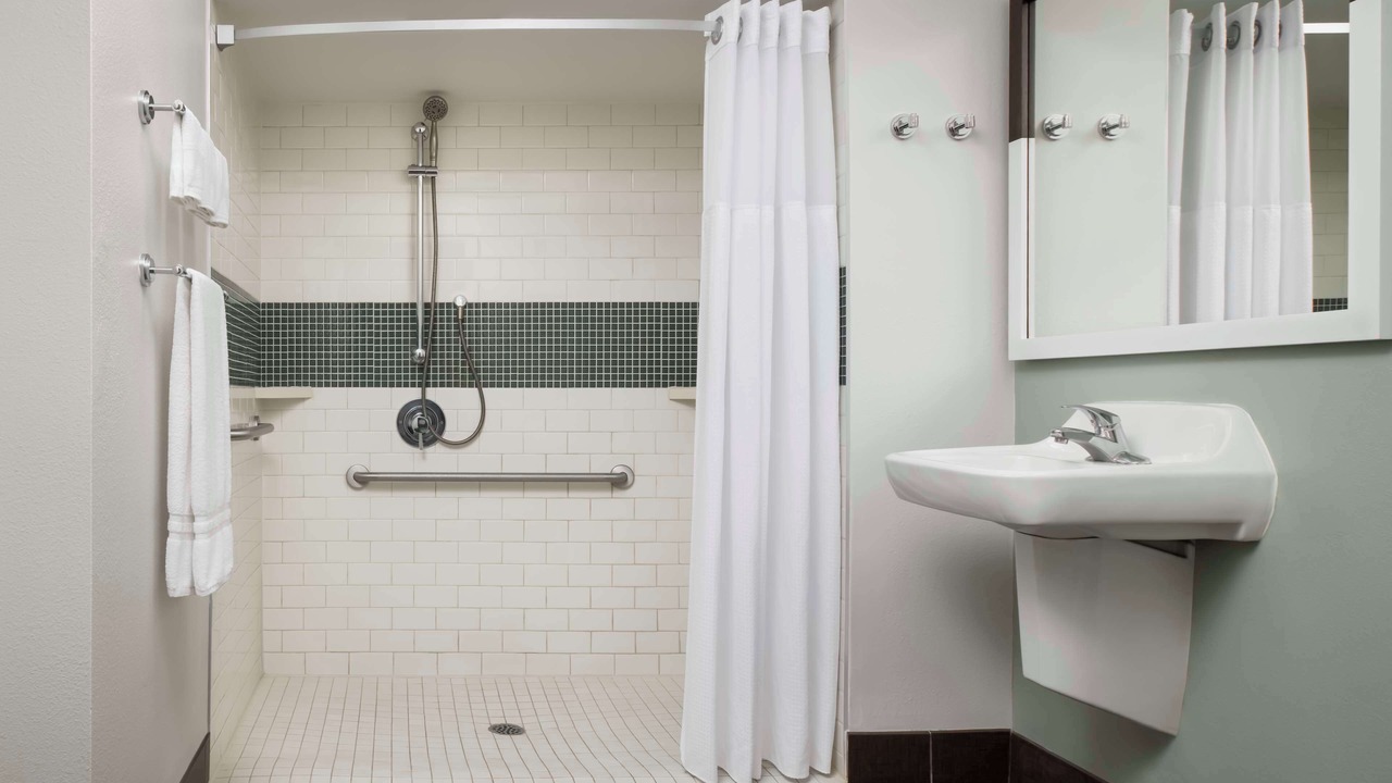 Photo of Bathroom in Thornhill