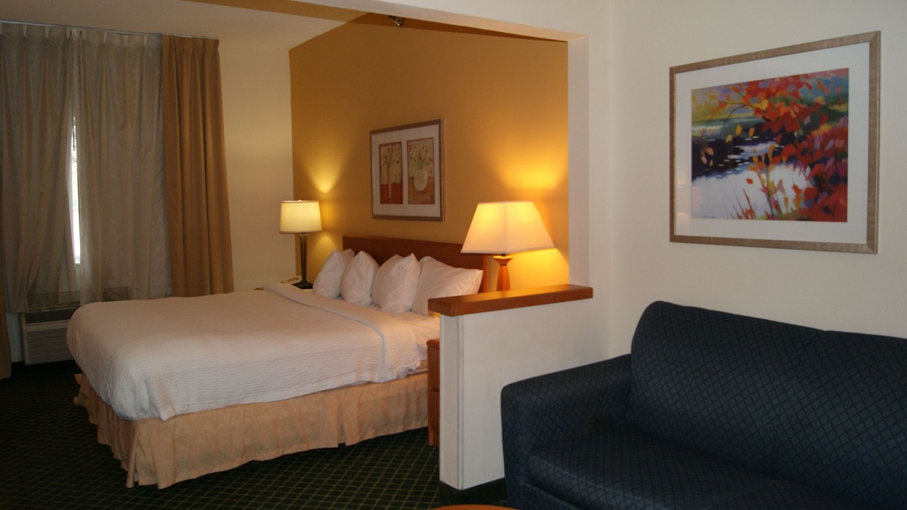 Photo of Bedroom in Coon Rapids