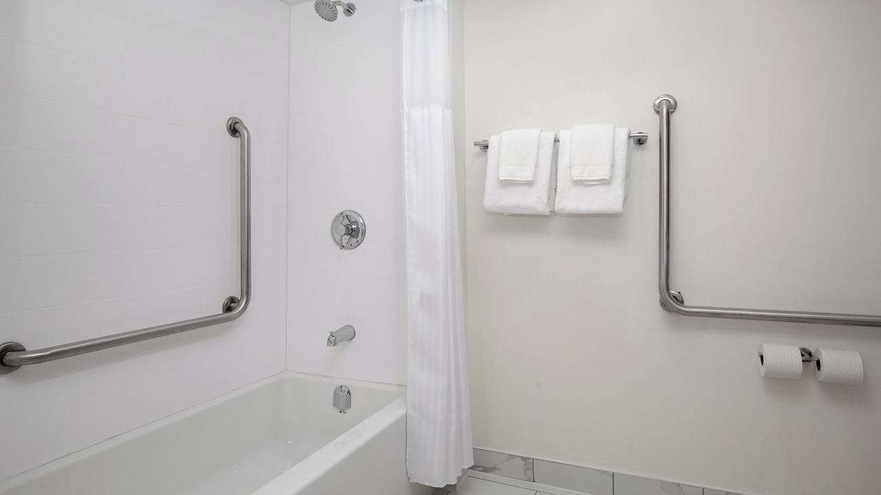 Photo of Bathroom in Brockville