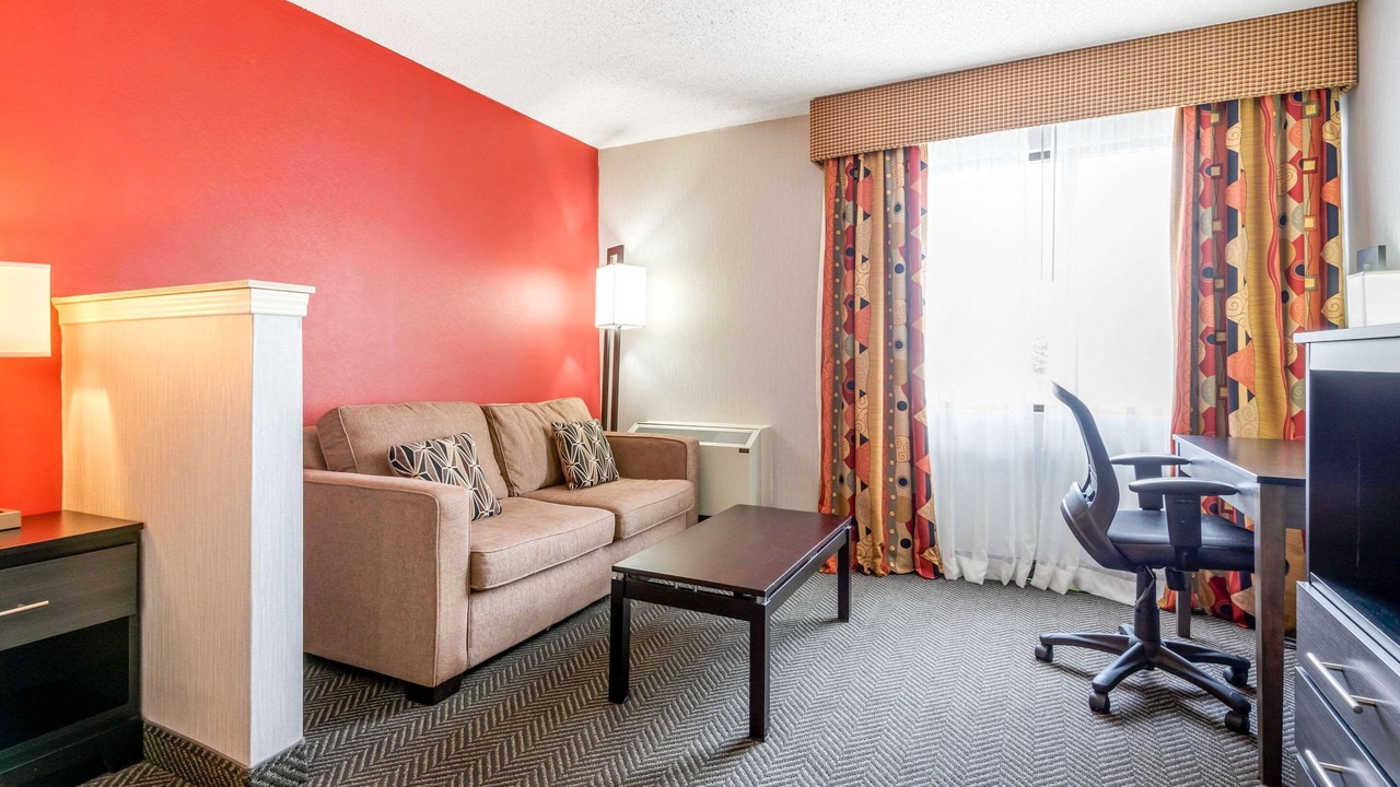 Photo of Bedroom in Northeast Mississauga