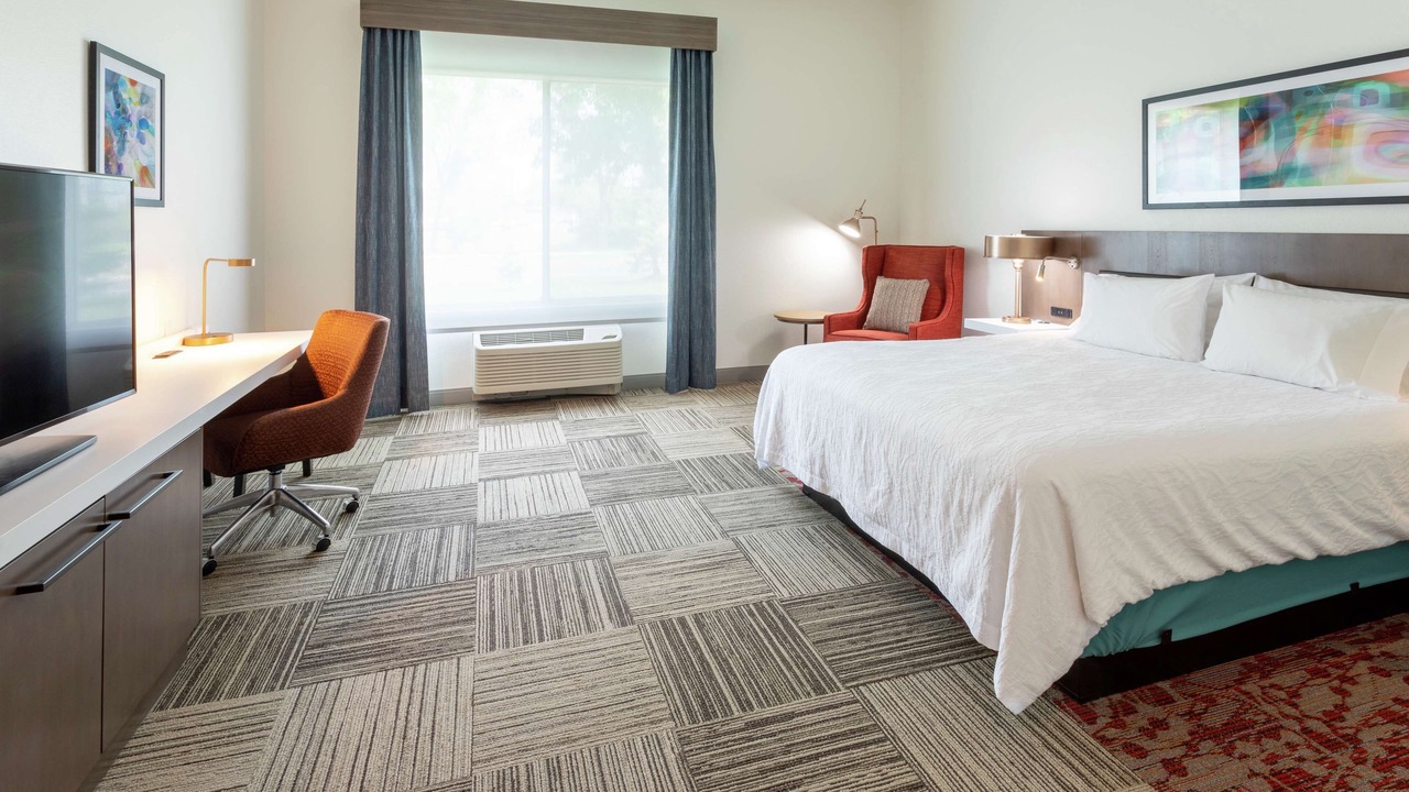 Photo of Bedroom in Shoreview