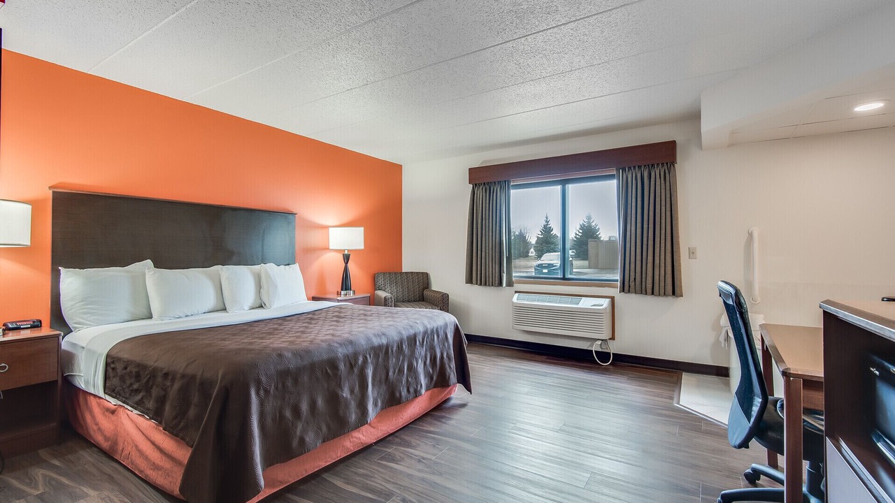 Photo of Bedroom in Coon Rapids