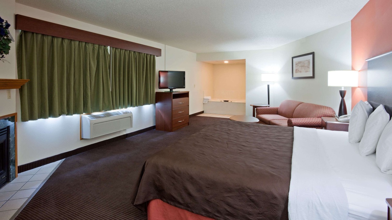 Photo of Bedroom in Coon Rapids
