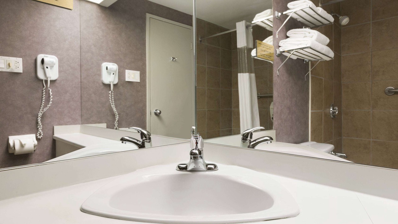 Photo of Bathroom in Ottawa Division