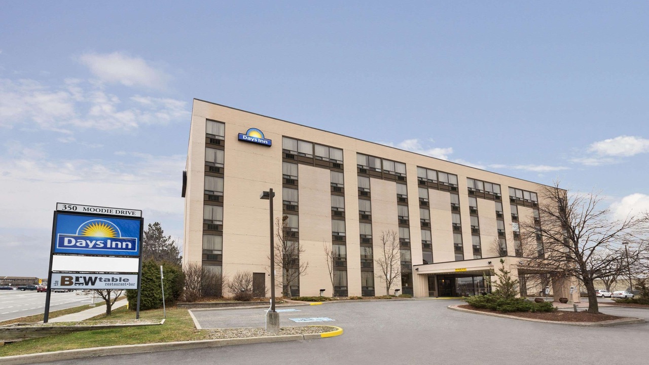 Photo of Outdoor in Ottawa Division