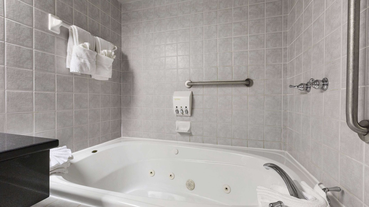 Photo of Bedroom in Ottawa Division