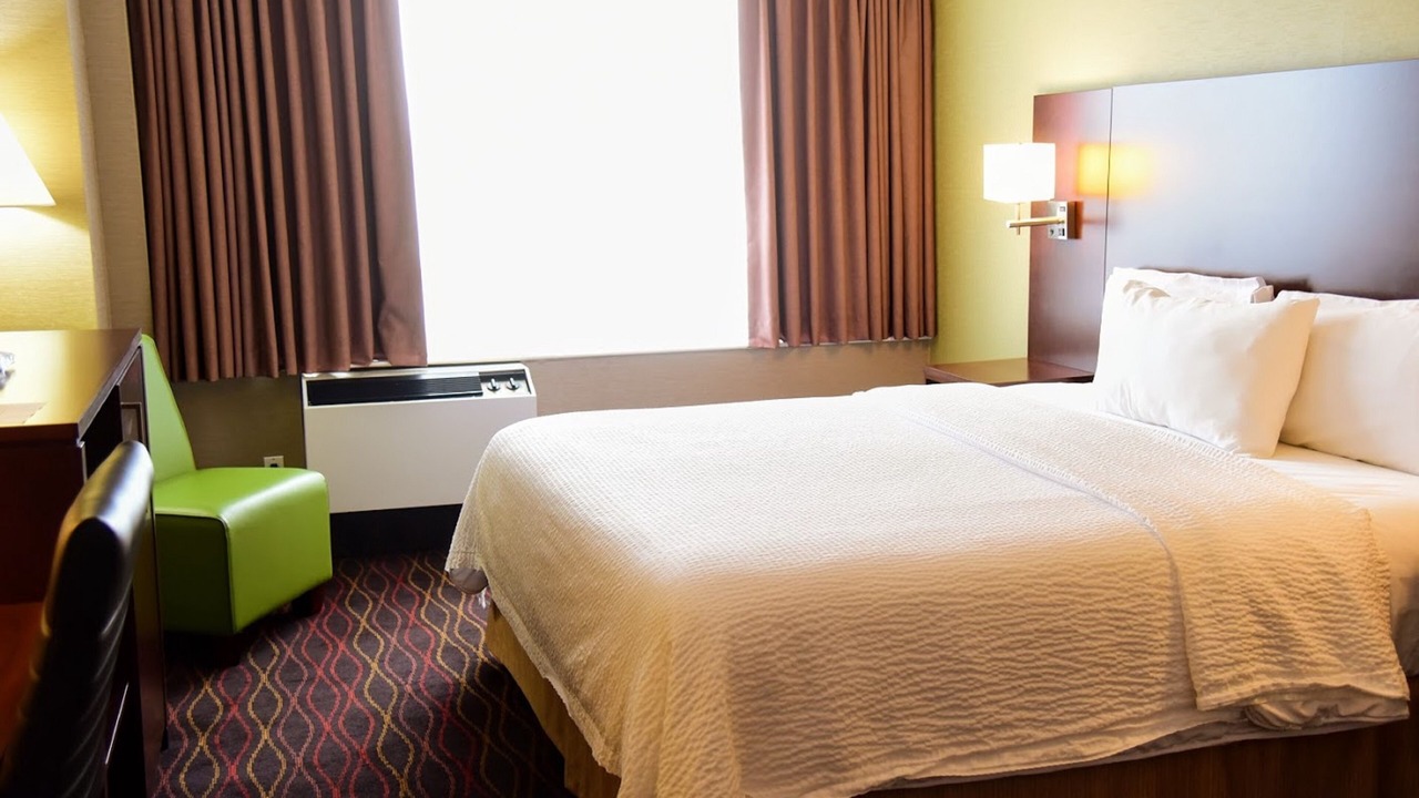 Photo of Bedroom in Ottawa Division